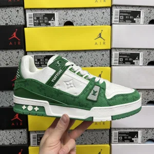 AAA Designer Louis Vuitton Sneakers