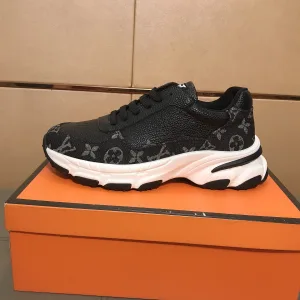 Aaa Louis Vuitton Cowhide Casual Shoes