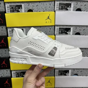 AAA Louis Vuitton Sneakers Ash