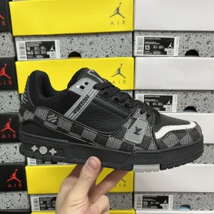 High Quality Super Clone Louis Vuitton Sneakers Ash