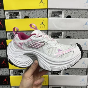 AAA Balenciaga Ruler