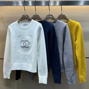Aaa Chanel Long-Sleeved Sweater