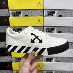 Luxury Off-White Canvas Shoes White
