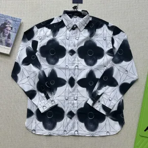 High Quality Super Clone Louis Vuitton Long-Sleeved Shirt Red Jacquard Street Style Understated Luxury Autumn Winter