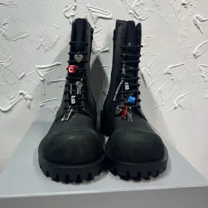 High Quality Luxury Balenciaga Boots Black Cowhide Lace