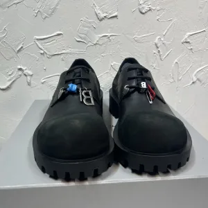 Luxury Balenciaga Pendant Black Cowhide Lace