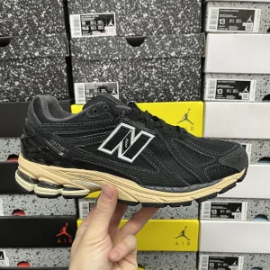 AAA New Balance Dad Shoes
