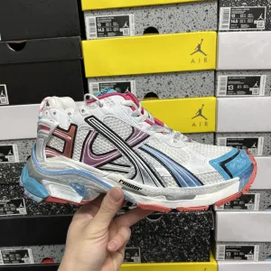 AAA Balenciaga Sneakers