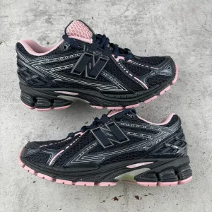 AAA New Balance Running Shoes