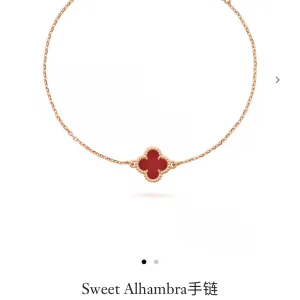 Reps Van Cleef & Arpels Bracelet Red