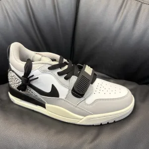 AAA Jordan White