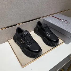 High Quality Versace Casual Shoes Color Genuine Leather
