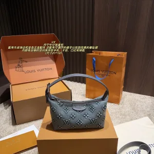 High Quality Louis Vuitton Calfskin Handbag For Fall