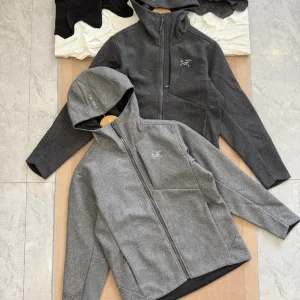 Reps Archaeopteryx Coat Red Wool Blend Polyester Unrestricted Movement Soft Touch Minimalist Business Street Style Professional Outdoor