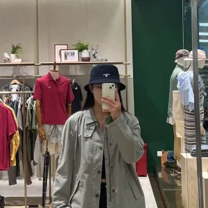 Designer High Quality Barbour Jacket Red Cotton Corduroy Adjustable Drawstring Urban Commuting Embroidery Hidden Pocket