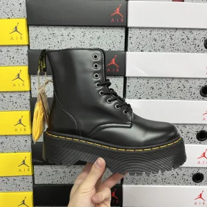 Reps Dr. Martin Martens Boots