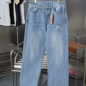 Super Clone AAA Levi'S Jeans Red Denim Winter Leather Patch