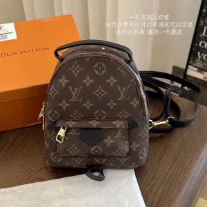 Designer AAA Louis Vuitton Backpack Eva