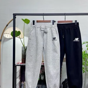 High Quality New Balance Sweatshirts Black