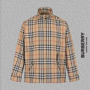 High Quality Burberry Cardboard Coat