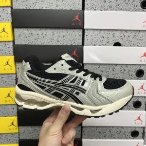 Luxury Asics Running Shoes