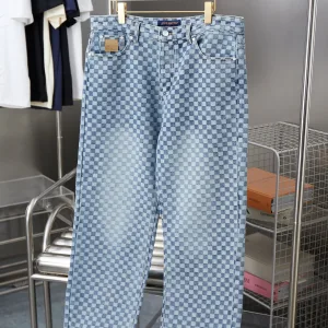 Designer Reps Louis Vuitton Jeans Red Cotton Pure Jacquard Denim Simple And Versatile Pattern