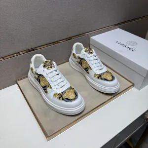 High Quality AAA Versace Casual Shoes Color Mesh