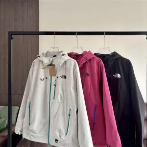 High Quality The North Face Outerwear Green Water-Repellent Fabric Relaxed Fit Autumn Early
