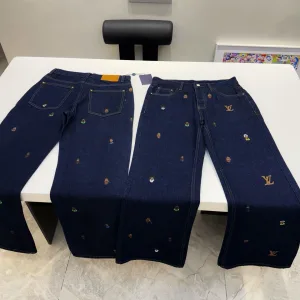 Reps High Quality Louis Vuitton Jeans Red