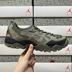 Luxury Asics Ruler