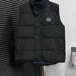 Luxury Canada Goose Abs Vest