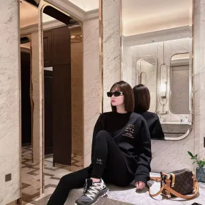 Super Clone Archaeopteryx Sweatshirt Black