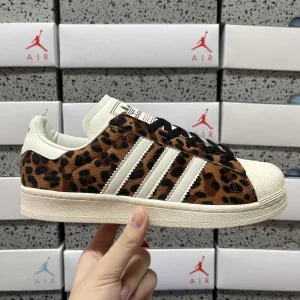 Luxury Super Clone Adidas Sneakers Color