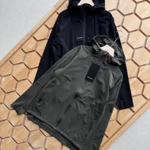 Designer Reps Lululemon Jacket Red Polyester Fiber Jacquard Soft And Smooth Running Light Business Zippered Pocket