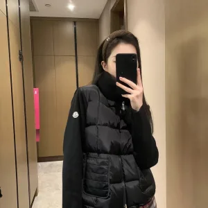 Designer Moncler Down Jacket Red Suitable For All Body Types Autumn Winter And