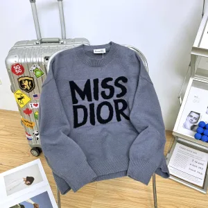 Reps High Quality Dior Sweater Red Eva Cashmere Relaxed Fit Sophistication Autumn