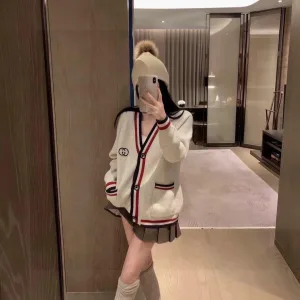 AAA Luxury Gucci Sweater Red Understated Luxury Loose Cut