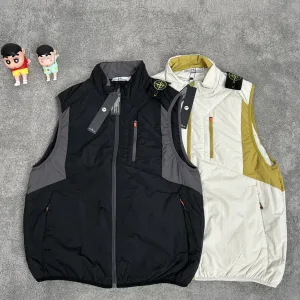 AAA Stone Island Vest Red Wool Polyester Ribbed Fabric Exquisite Workmanship Street Style Winter