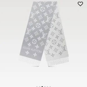 Designer Louis Vuitton Shawl White Lady Wool Elegant