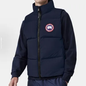 Designer Canada Goose Down Jackets Red Duck Fleece Fabric Three-Proof Embroidery Side Pockets