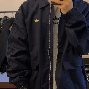 Designer High Quality Adidas Outerwear Red Spring Summer Autumn Winter