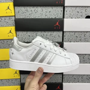Reps Adidas Sneakers