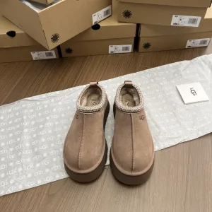 Luxury Ugg Sneakers Red Eva Polyester Fiber Sheepskin Cowhide Autumn Winter