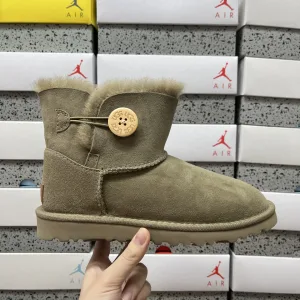 AAA Ugg Snow Boots