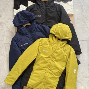Designer Mammut Outerwear Red Patch Zippered Pocket