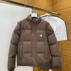 Designer High Quality Moncler Coat Red Duck Down Nylon Simple And Elegant