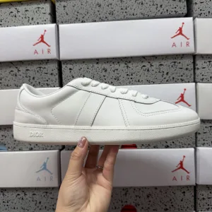 AAA Dior Sneakers White