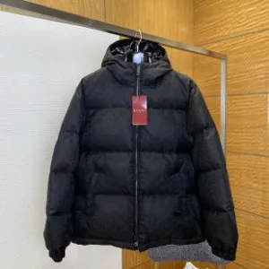 Designer Gucci Down Jacket Red Nylon Fabric Smooth To The Touch
