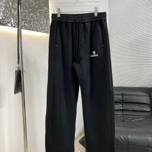 High Quality Luxury Balenciaga Knife Red Fleece