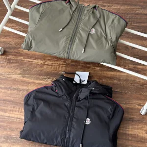 AAA Moncler Outerwear Red Cotton Polyester Nylon Fiber Fabric Spring Autumn Winter Patch Color Blocking